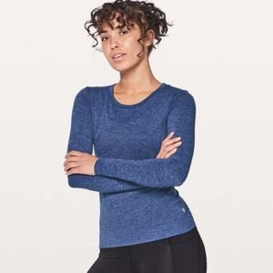 Lululemon Breeze long- sleeve layer shirt. Size 10